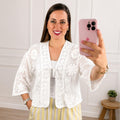 Chaqueta estilo kimono de crochet