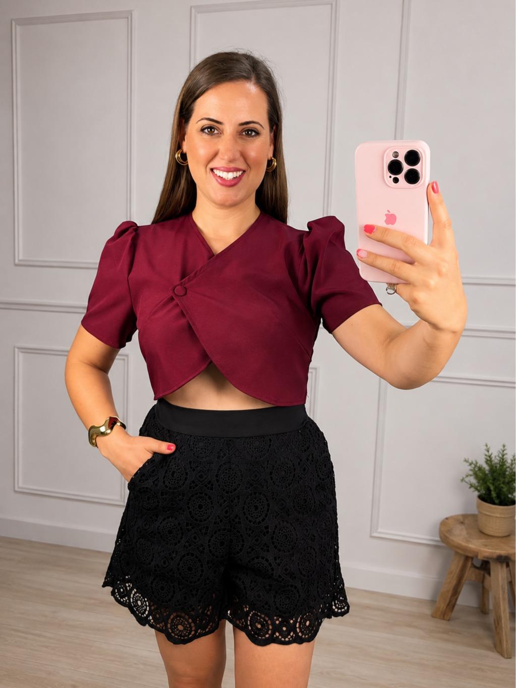 Top cruzado de manga corta