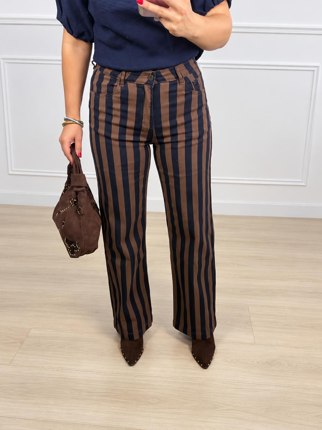 Pantalón elástico de rayas